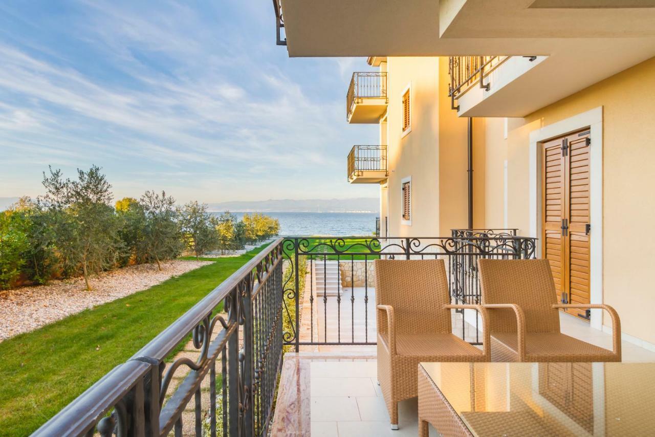 Luxury Apartments Villa Matea 1 Malinska Exteriör bild